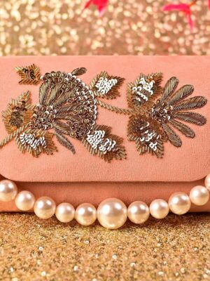 Paan Flap – A Sophisticated Blend of Elegance and Luxury