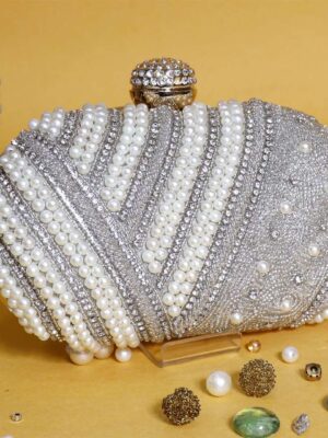 Water Pearl Clutch – A Perfect Blend of Glamour and Sophistication