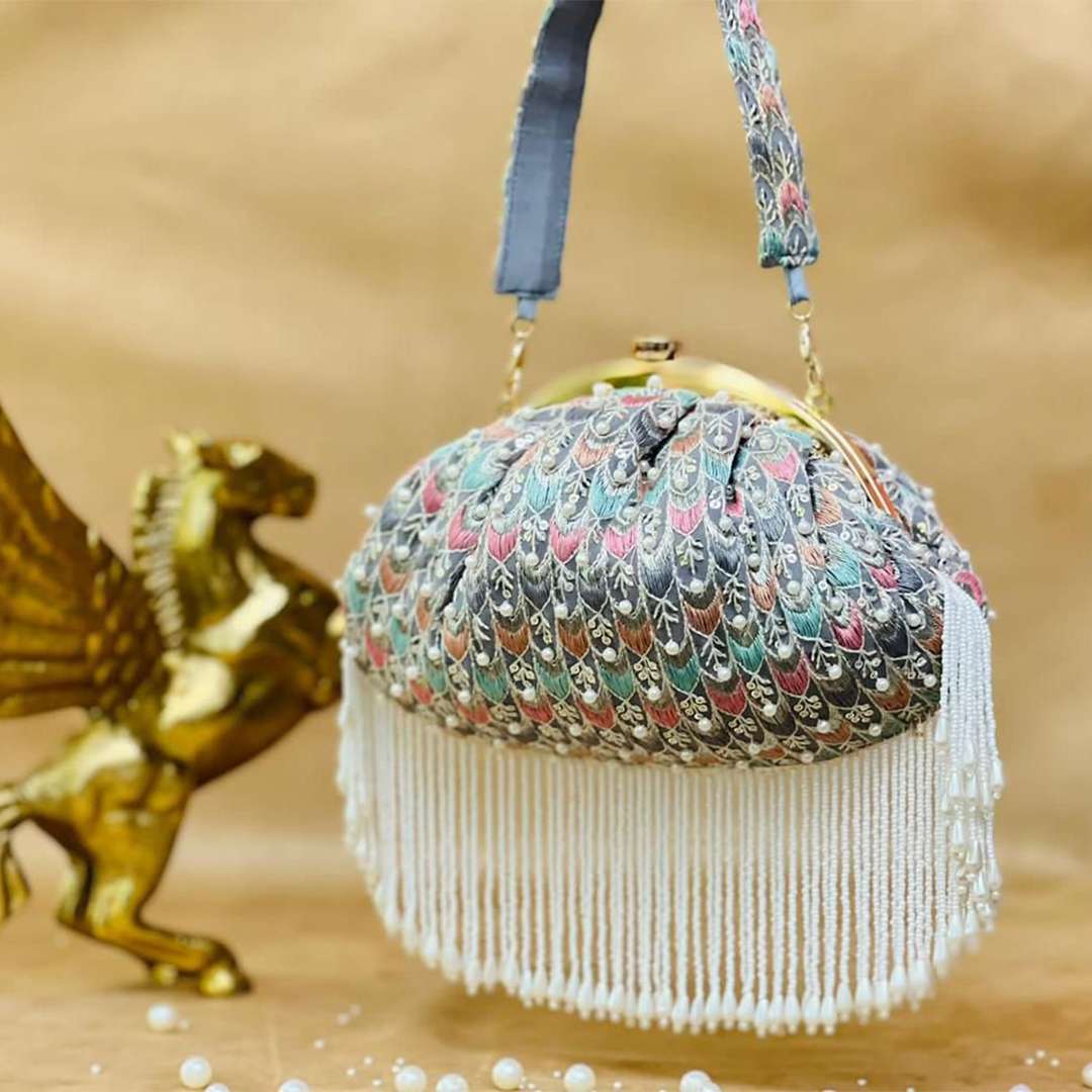 Nora Batua – Exquisite Craftsmanship with Timeless Elegance (3)