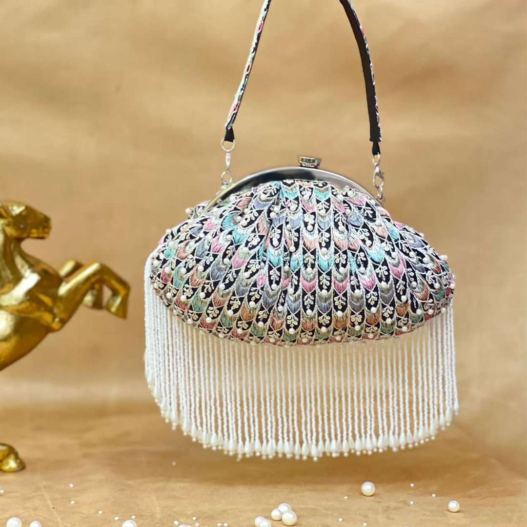 Nora Batua – Exquisite Craftsmanship with Timeless Elegance (5)