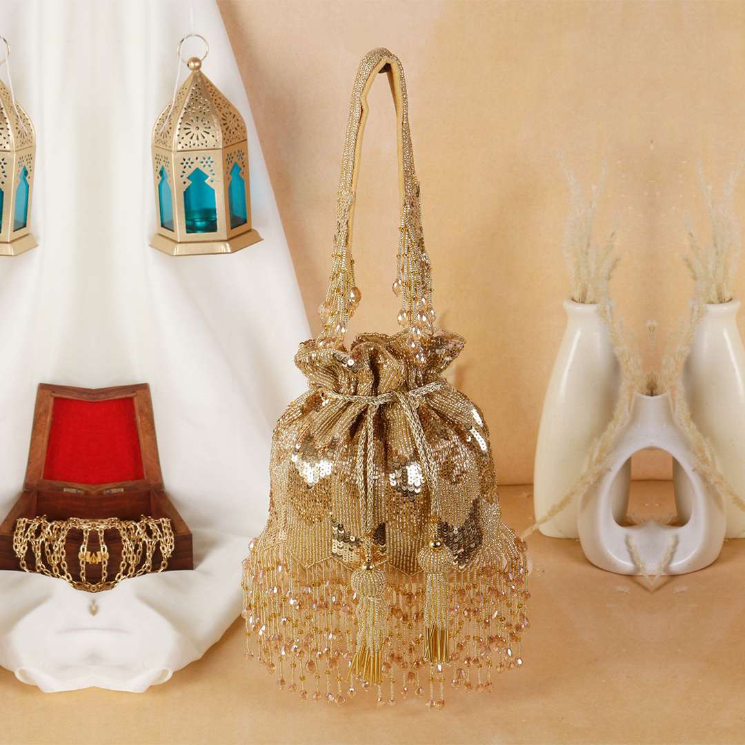 Sona Kitna Sona Hai Potli (3)