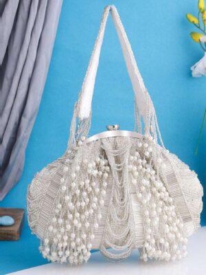 Glam Up Your Look with the Elegant Mehar Batua