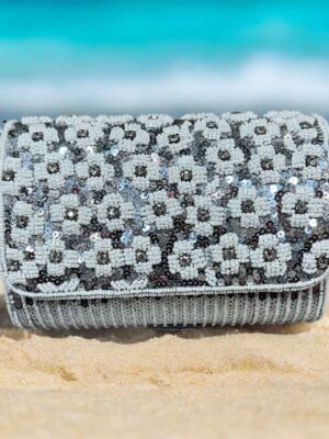 Stylish & Compact – The Orion Flap for Every Occasion