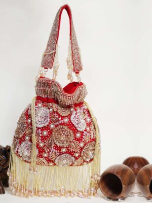 Grace Meets Elegance – The Stunning Kalki Potli