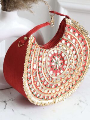 Boho Chand Crescent Bag