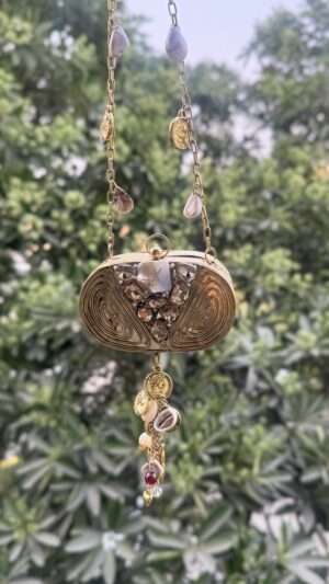 REGAL NEST - MINI BRASS CLUTCH