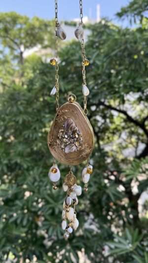 REGAL NEST - MINI BRASS CLUTCH