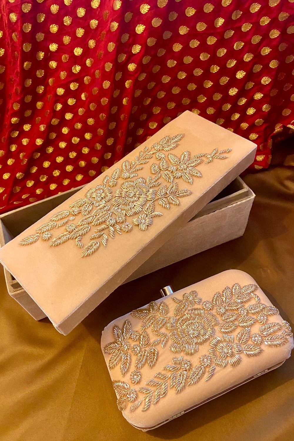 Personalized Bangle Box – Elegant Jewellery Storage Box 1000 X 1500 px (5)