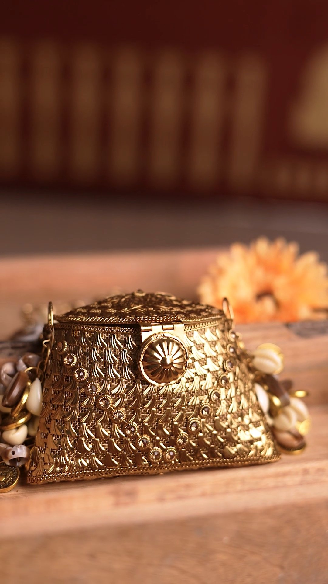 Zafrani Brass Mini Clutch - Image 4